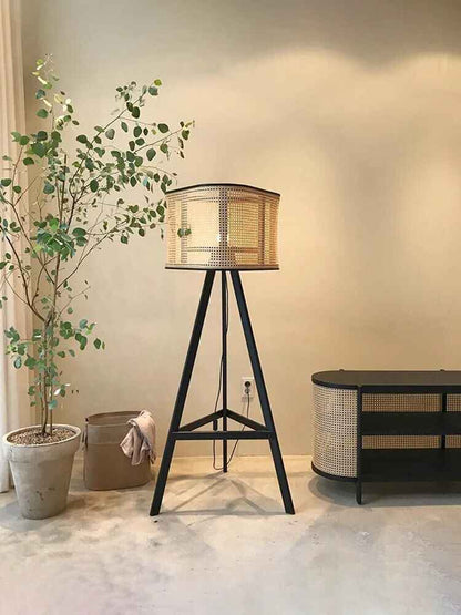 Scandinavian Ash Wood Rattan Floor Lamp: Elegant, Artistic Home Lighting