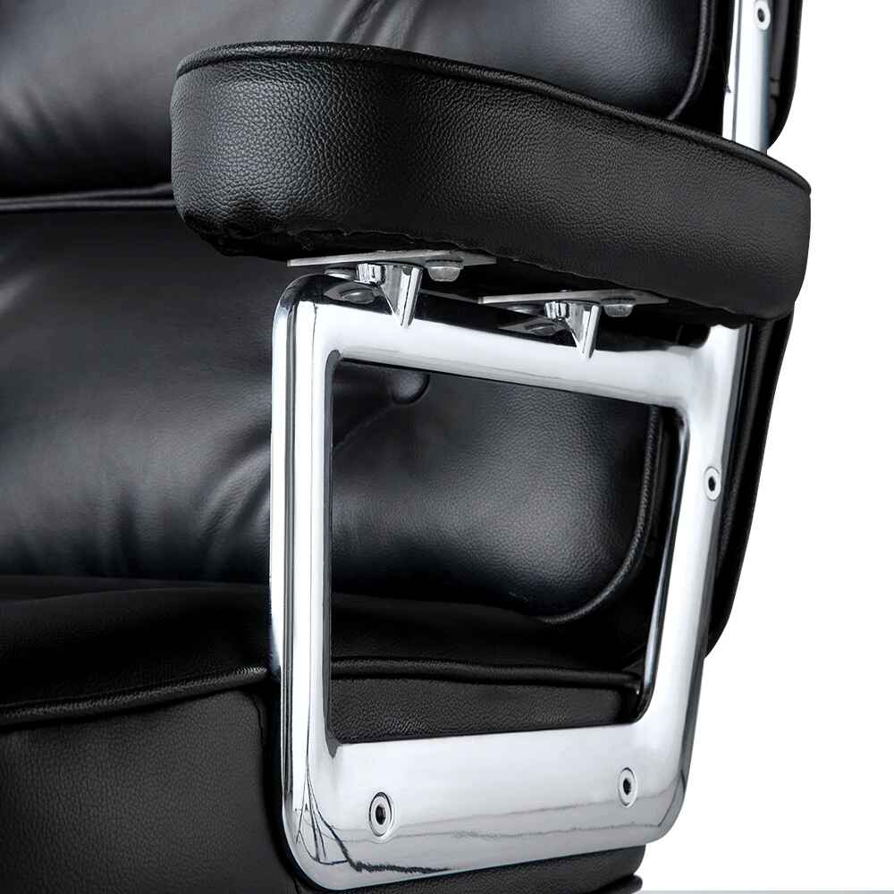 Luxurious Genuine Leather Swivel Office Chair - Ergonomic, Adjustable, with Rollers arm rest